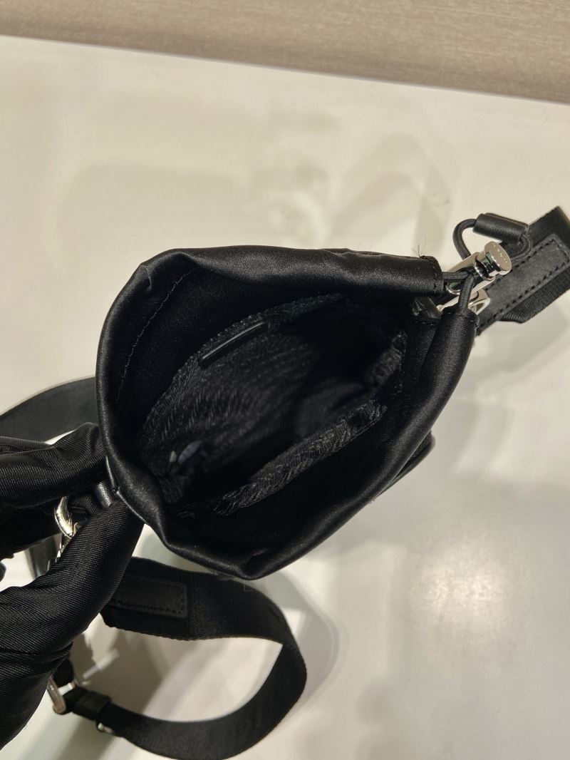 Pra*a bucket bags